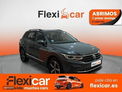 Gris Usado 2021 VW Tiguan Life SUV | 27.770 € (Precio justo)