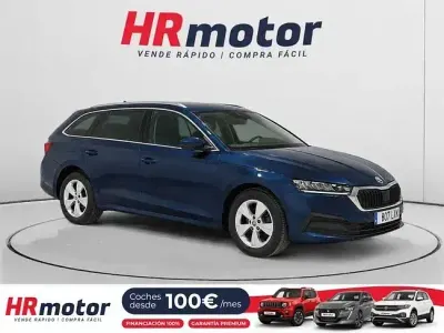 Usado Skoda Octavia Ambition 115 CV (84 kW) 2022 Azul Familiar