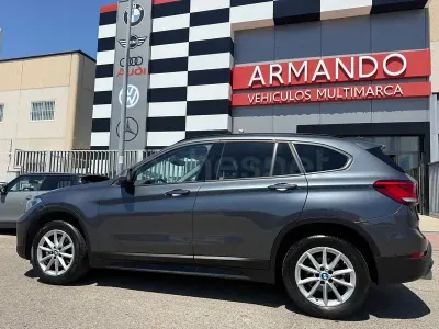 Usado BMW X1 150 CV (110 kW) 2022 Gris / plata SUV