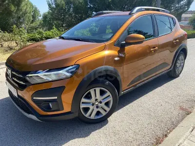 Usado Dacia Sandero Essentiel 91 CV (66 kW) 2021 Naranja Berlina