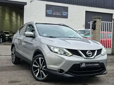 Usado Nissan Qashqai Premium Edition 131 CV (96 kW) 2014 Gris SUV