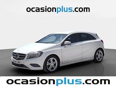 Käytetty Mercedes A200 Urban 136 HP (100 kW) 2015 Valkoinen Viistoperä