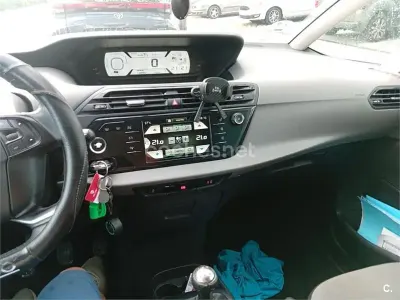 Usado Citroën C4 Picasso Attraction 120 CV (88 kW) 2014 Blanco Monovolumen