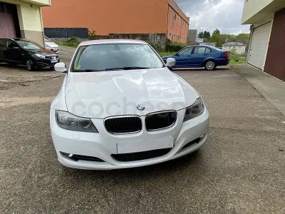 Usado BMW 318 143 CV (105 kW) 2011 Blanco Berlina