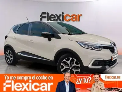 Usado Renault Captur Intens 90 CV (66 kW) 2018 Beige SUV