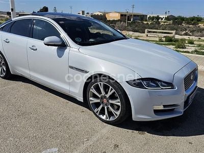 Blanco Usado 2018 Jaguar XJ Premium Luxury Berlina | 26.500 €