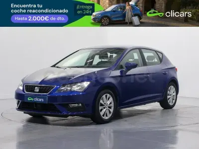 Usado Seat Leon Style 110 CV (80 kW) 2018 Azul Berlina