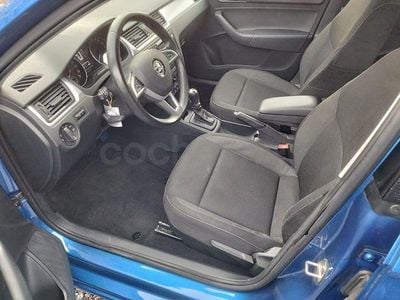 Usado Skoda Rapid Ambition 90 CV (66 kW) 2016 Azul Utilitario