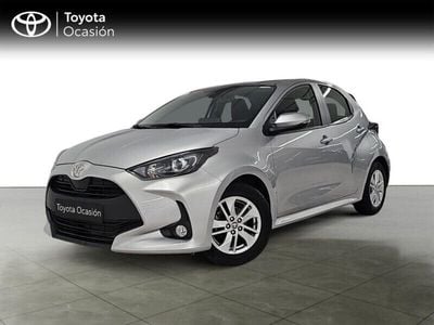 Usado Toyota Yaris Edition 125 CV (91 kW) 2024 Gris Berlina