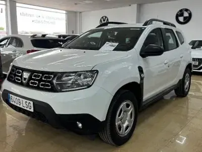 Begagnad Dacia Duster Comfort 115 HK (84 kW) 2021 Vit SUV