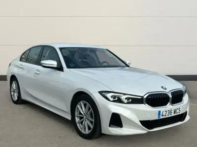 Usado BMW 318 Comfort Edition 150 CV (110 kW) 2022 Blanco Berlina