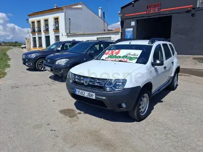 Usado Dacia Duster Ambiance 90 CV (66 kW) 2015 Blanco SUV