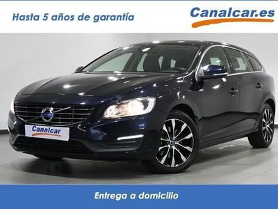 Usado Volvo V60 Momentum 150 CV (110 kW) 2018 Azul Familiar