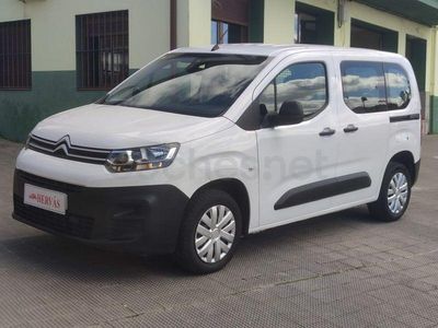 Usado Citroën Berlingo Feel 102 CV (75 kW) 2022 Blanco Monovolumen