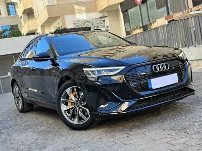 Usado Audi e-tron Sportback Ambiente 11 kW (15 CV) 2020 Eléctrico SUV