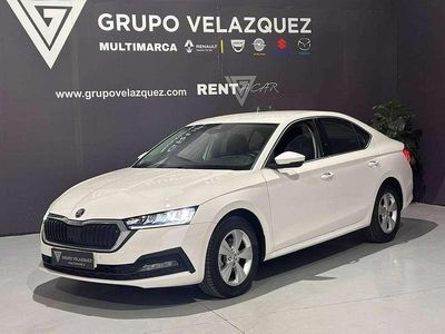 Usado Skoda Octavia Ambition 150 CV (110 kW) 2021 Blanco Utilitario