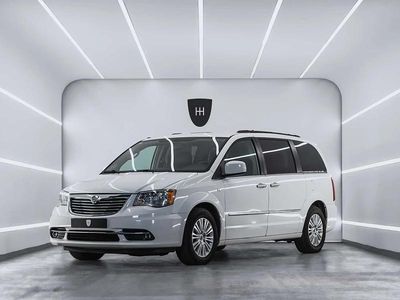 Usado Lancia Voyager Gold 163 CV (119 kW) 2012 Blanco Monovolumen
