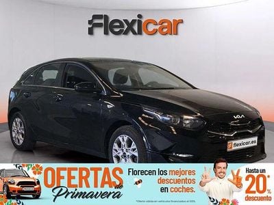 Usado Kia Ceed 136 CV (100 kW) 2023 Negro Utilitario