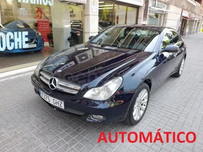 Usado Mercedes CLS320 224 CV (164 kW) 2008 Azul Coupe