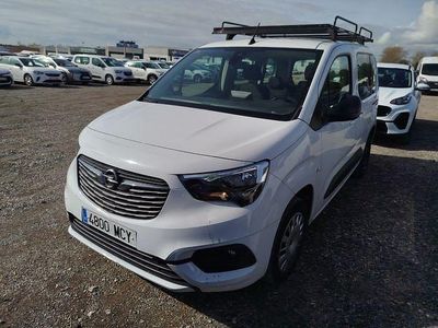 Usado Opel Combo Business Edition 102 CV (75 kW) 2022 Blanco Monovolumen
