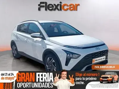 Usado Hyundai Bayon 100 CV (73 kW) 2023 Blanco SUV