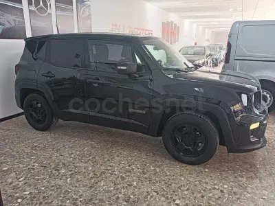 Usado Jeep Renegade Longitude 120 CV (88 kW) 2019 Negro SUV