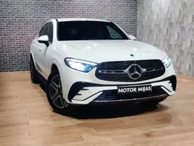 Usado Mercedes GLC300 269 CV (197 kW) 2024 Blanco Coupe