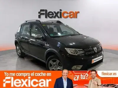 Usado Dacia Sandero Comfort 95 CV (69 kW) 2020 Negro Berlina