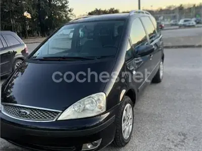 Usado Ford Galaxy Trend 115 CV (84 kW) 2006 Negro Monovolumen