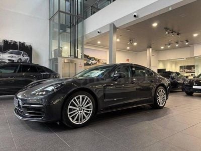 Usado Porsche Panamera 4 462 CV (339 kW) 2021 Gris / plata Berlina