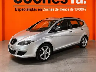 Usado Seat Altea Reference 105 CV (77 kW) 2007 Gris / plata Monovolumen
