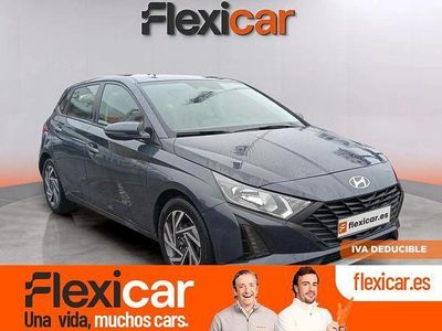 Usado Hyundai i20 84 CV (61 kW) 2024 Gris Utilitario