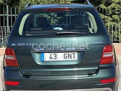 Usado Mercedes ML320 224 CV (164 kW) 2009 Verde SUV