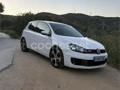 Usado VW Golf VI GTI 210 CV (154 kW) 2010 Blanco Utilitario