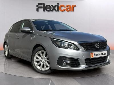 Usado Peugeot 308 Style 131 CV (96 kW) 2020 Gris Utilitario