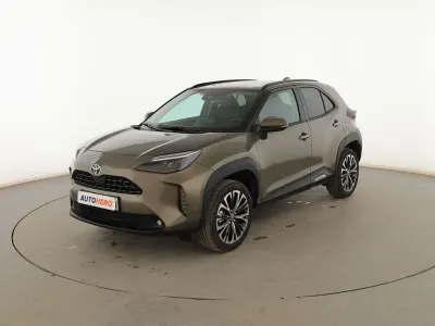 Usado Toyota Yaris Cross Style 131 CV (96 kW) 2024 Verde SUV