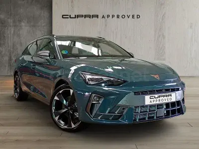 Usado Cupra Leon 150 CV (110 kW) 2024 Azul Berlina