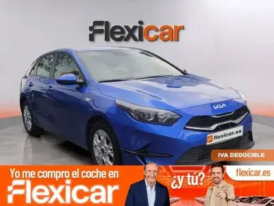 Usado Kia Ceed 100 CV (73 kW) 2022 Azul Utilitario