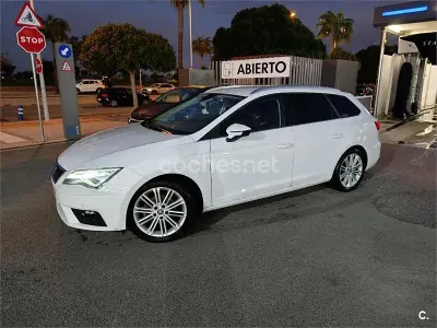 Usado Seat Leon ST XCELLENCE 150 CV (110 kW) 2018 Blanco Familiar