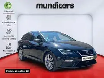Usado Seat Leon ST FR 150 CV (110 kW) 2018 Negro Familiar