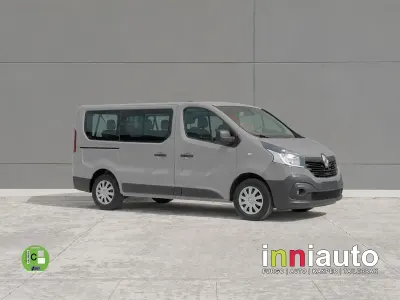 Usado Renault Trafic 120 CV (88 kW) 2019 Gris Monovolumen