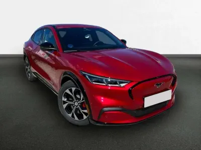 Usado Ford Mustang Mach-E 258 kW (351 CV) 2022 Rojo SUV