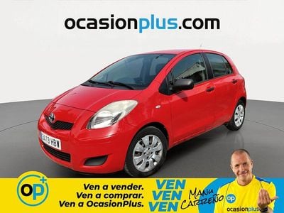 Usado Toyota Yaris Live 90 CV (66 kW) 2011 Rojo Utilitario