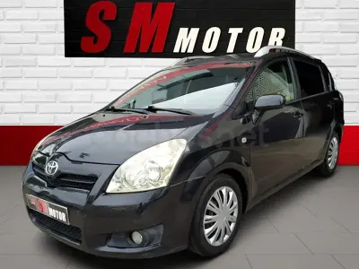Usado Toyota Corolla Verso Luna 136 CV (100 kW) 2007 Gris / plata Monovolumen