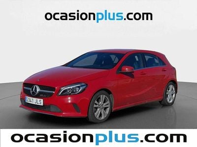 Usado Mercedes A200 Urban 136 CV (100 kW) 2016 Rojo Utilitario
