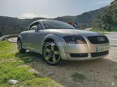 Usado Audi TT 180 CV (132 kW) 2002 Gris / plata Coupe