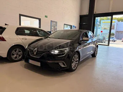Usado Renault Mégane GT Line GT-Line 115 CV (84 kW) 2020 Negro Berlina