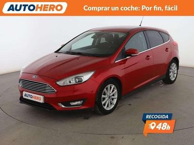 Usado Ford Focus Titanium 125 CV (91 kW) 2015 Rojo Berlina