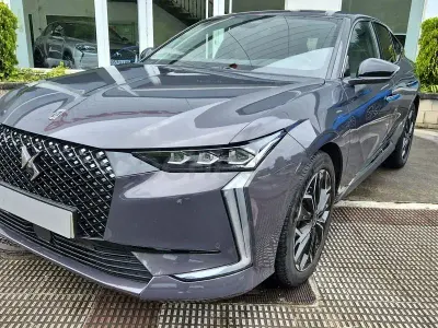 Usado DS Automobiles DS4 130 CV (95 kW) 2024 Gris / plata SUV