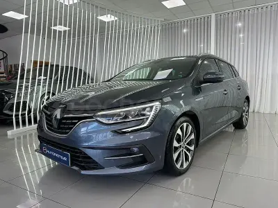 Usado Renault Mégane GrandTour Techno 115 CV (84 kW) 2024 Negro Familiar